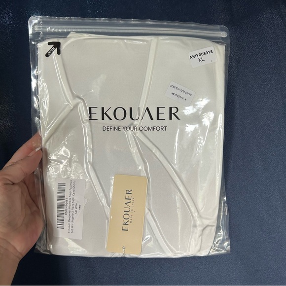 Ekouaer Silk Pajamas Set Satin Backless Lingerie Pjs Cami Set Camisole - Picture 7 of 9